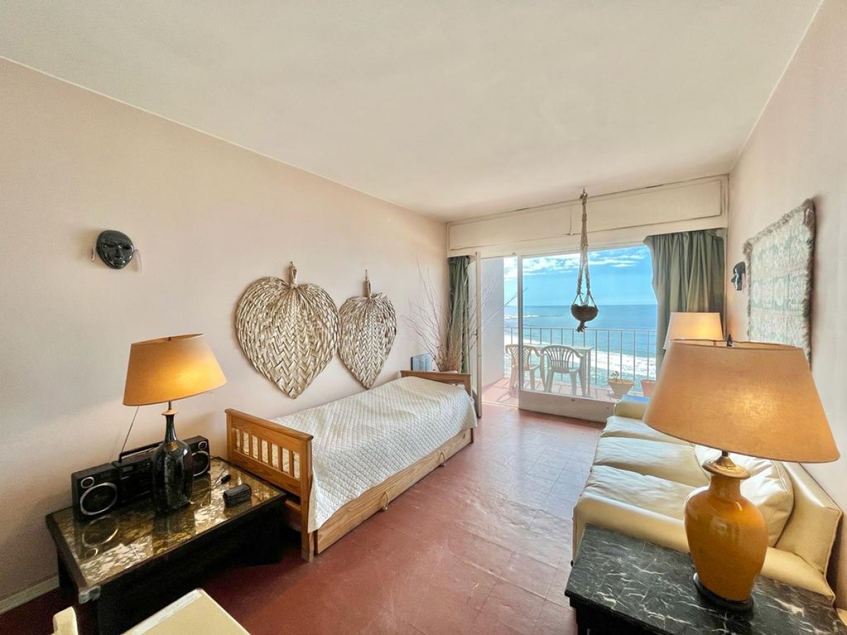 e2ee0cd12d7508f0834cb5378b7e5cea